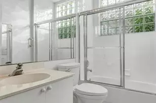 292 Canterbury Dr E, Palm Beach Gardens, FL 33418 - Photo 31