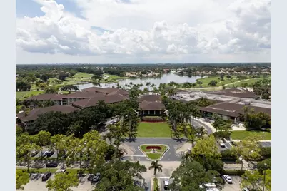 292  Canterbury Dr  E., Palm Beach Gardens, FL 33418 - Photo 43