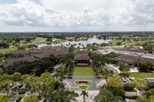 292 Canterbury Dr E, Palm Beach Gardens, FL 33418 - Photo 43