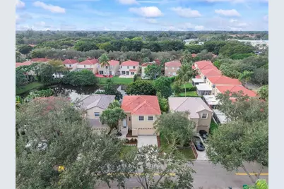 659 NW 88th Dr, Coral Springs, FL 33071 - Photo 43