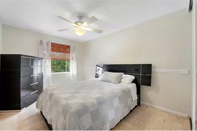 659 NW 88th Dr, Coral Springs, FL 33071 - Photo 17