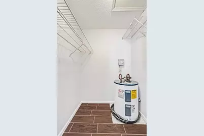 7552  Stirling Rd, Unit #213, Hollywood, FL 33024 - Photo 11