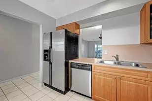 7552 Stirling Rd, Hollywood, FL 33024 - Photo 3