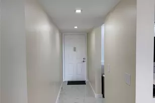 1520 Whitehall Dr, Davie, FL 33324 - Photo 7