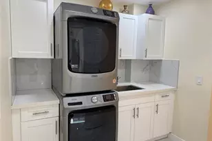 1520 Whitehall Dr, Davie, FL 33324 - Photo 31