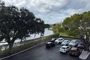 1520 Whitehall Dr, Davie, FL 33324 - Photo 37