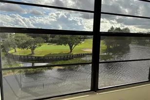 1520 Whitehall Dr, Davie, FL 33324 - Photo 27