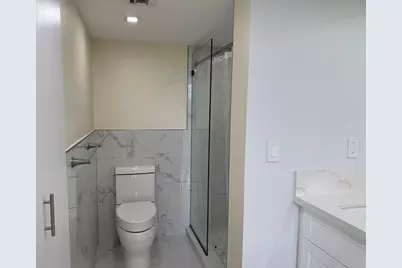 1520  Whitehall Dr, Unit #306, Davie, FL 33324 - Photo 23