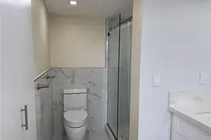 1520 Whitehall Dr, Davie, FL 33324 - Photo 23