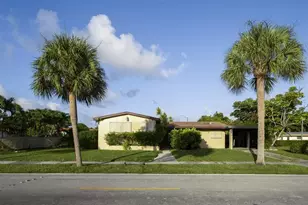 18140 S Glades Dr, North Miami Beach, FL 33162 - Photo 1