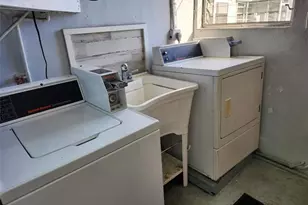 2213 Lincoln St, Hollywood, FL 33020 - Photo 9