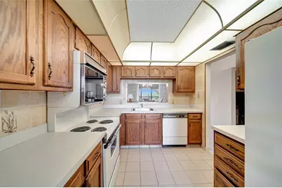 3521  Environ Blvd, Unit #B509, Lauderhill, FL 33319 - Photo 9