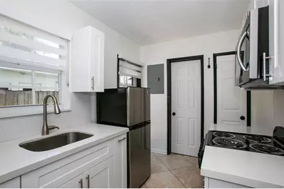 1734 NE 20th Ave, Unit #2, Fort Lauderdale, FL 33305 - Photo 5