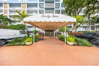 3150  N Course Lane, Unit #203, Pompano Beach, FL 33069 - Photo 25