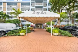 3150 N Course Ln, Pompano Beach, FL 33069 - Photo 25