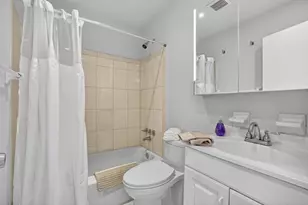 4051 NE 13th Ave, Oakland Park, FL 33334 - Photo 25