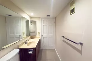 1701 Whitehall Dr, Davie, FL 33324 - Photo 23