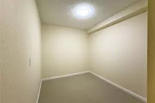 1701 Whitehall Dr, Davie, FL 33324 - Photo 17