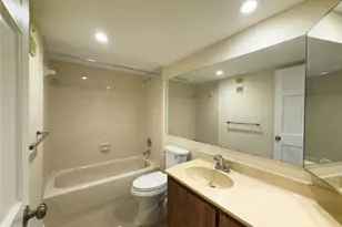 1701 Whitehall Dr, Davie, FL 33324 - Photo 21