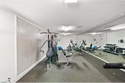 2151 NE 68th St, Fort Lauderdale, FL 33308 - Photo 33