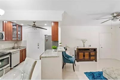 2151 NE 68th St, Fort Lauderdale, FL 33308 - Photo 11