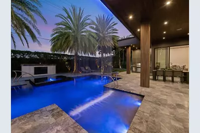 2213 NE 37th Dr, Fort Lauderdale, FL 33308 - Photo 5