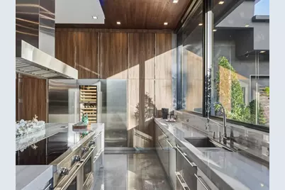 2213 NE 37th Dr, Fort Lauderdale, FL 33308 - Photo 29