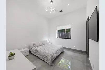 2213 NE 37th Dr, Fort Lauderdale, FL 33308 - Photo 61