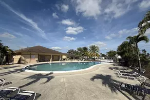 8631 SW 20th St, Davie, FL 33324 - Photo 19