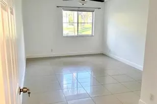 9955 Westview Dr, Coral Springs, FL 33076 - Photo 7