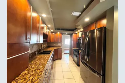 9320 NW 32nd St, Sunrise, FL 33351 - Photo 7