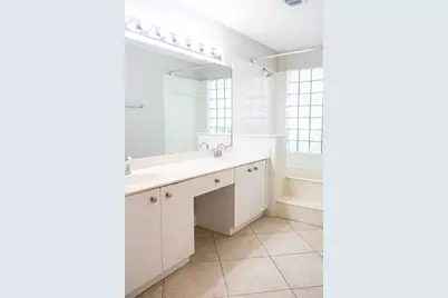 7326  Pinewalk Dr, Unit #7326, Pompano Beach, FL 33063 - Photo 17