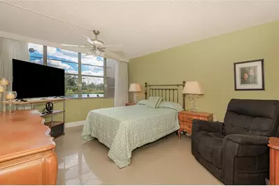 1200  Saint Charles Pl, Unit #L-19, Pembroke Pines, FL 33026 - Photo 15