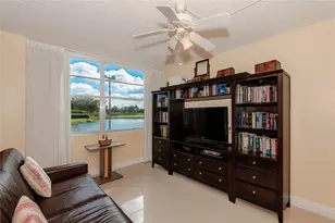 1200 St Charles Pl, Pembroke Pines, FL 33026 - Photo 17