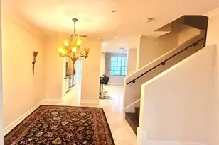 2720 NE 9th Ave, Wilton Manors, FL 33334 - Photo 3