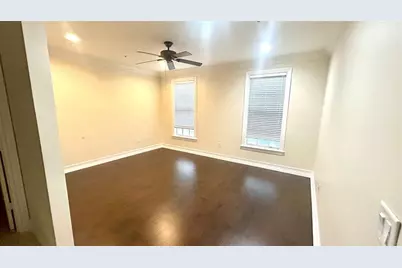 2720 NE 9th Ave, Wilton Manors, FL 33334 - Photo 11