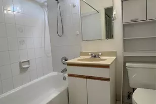 821 Crystal Lake Dr, Deerfield Beach, FL 33064 - Photo 13