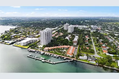 1000  Quayside Ter, Unit #1606, Miami, FL 33138 - Photo 5