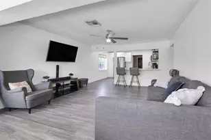 2535 Sherman St, Hollywood, FL 33020 - Photo 3