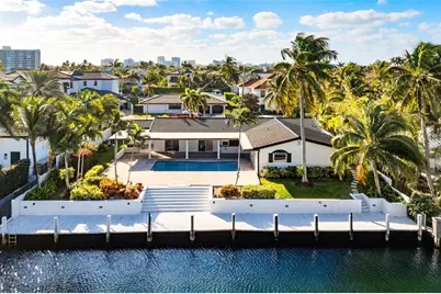 2443 NE 26th St, Lighthouse Point, FL 33064 - Photo 3