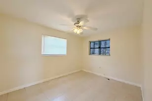 8660 NW 26th Pl, Sunrise, FL 33322 - Photo 3
