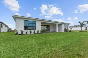 9187 SW Shinnecock Dr, Port Saint Lucie, FL 34987 - Photo 37