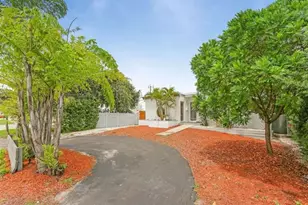 3070 NE 13th Ave, Oakland Park, FL 33334 - Photo 9