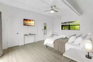 3070 NE 13th Ave, Oakland Park, FL 33334 - Photo 25