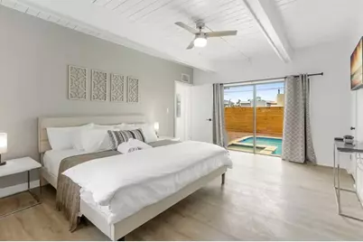 3070 NE 13th Ave, Oakland Park, FL 33334 - Photo 5