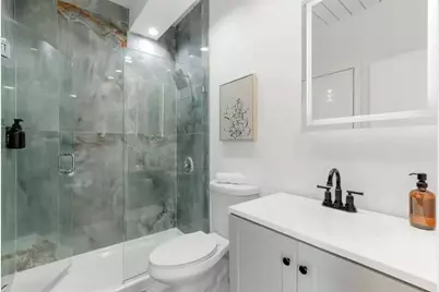 3070 NE 13th Ave, Oakland Park, FL 33334 - Photo 23