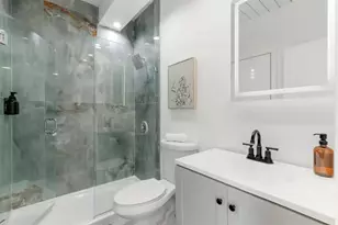 3070 NE 13th Ave, Oakland Park, FL 33334 - Photo 23