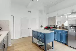 3070 NE 13th Ave, Oakland Park, FL 33334 - Photo 13