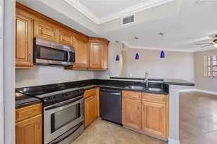 410 Belmont Ln, North Lauderdale, FL 33068 - Photo 13