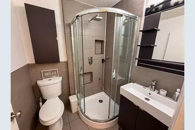 511 NE 161st St, Miami, FL 33162 - Photo 9